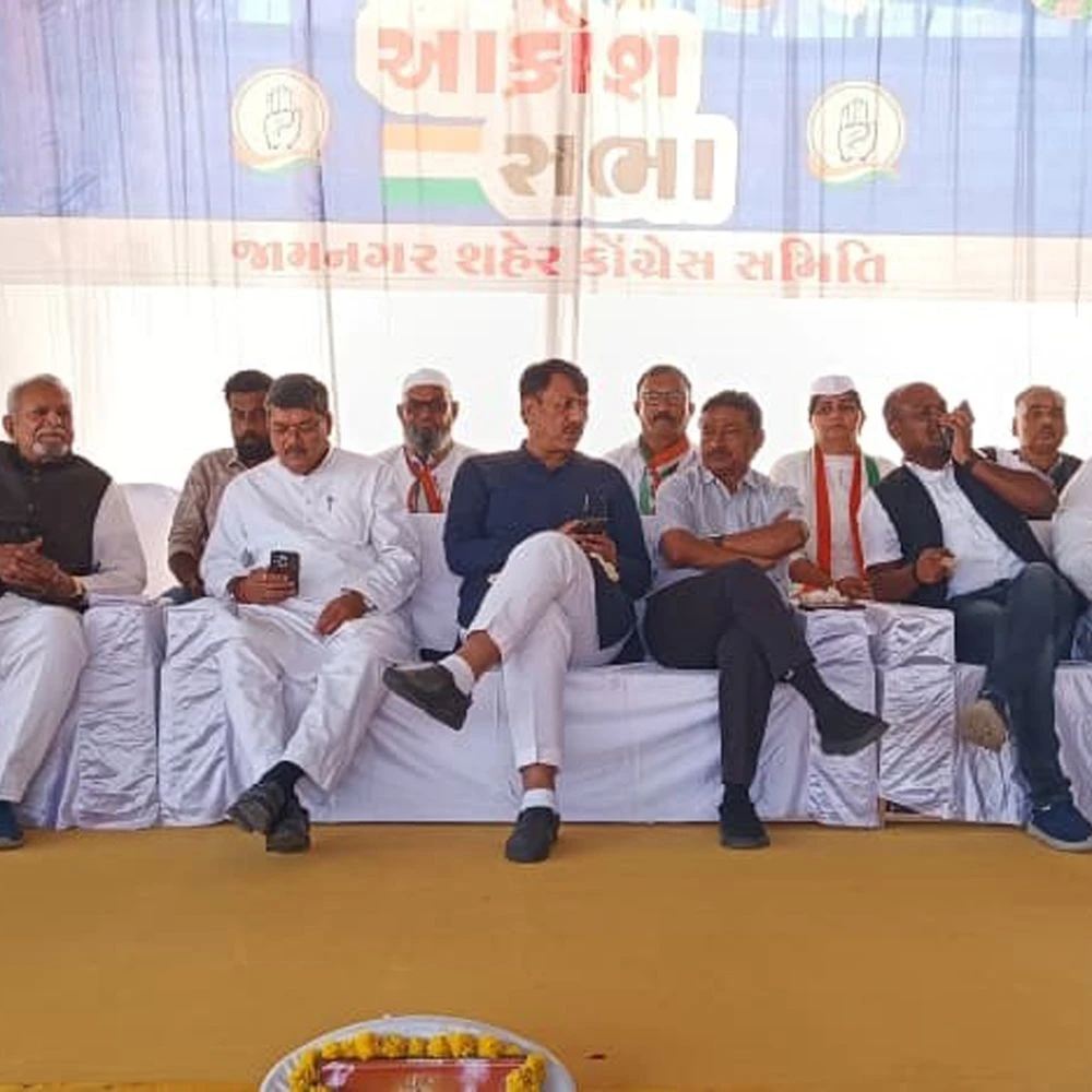 Planning: Congress attacks state government at public meeting