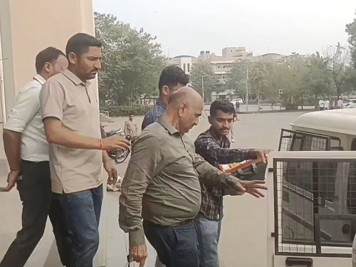 Mobile details of policeman involved in drug case will reveal secrets: State Monitoring Cell officials inquire about the property of suspended ASI of SOG in heroin case worth Rs 47 lakh