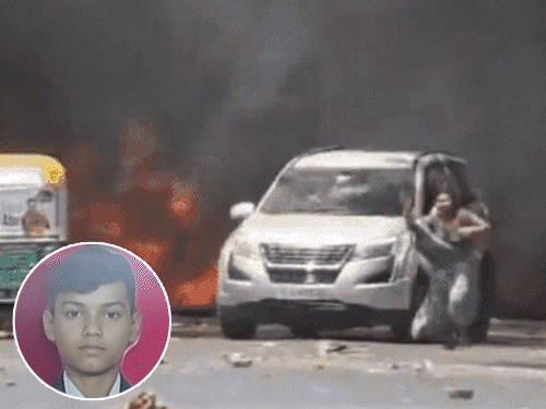 'I screamed to save Gadu, but I couldn't': Mother still cries in tears, grandfather dies of shock, wife leaves hostel gardener, plane crash victims in pain