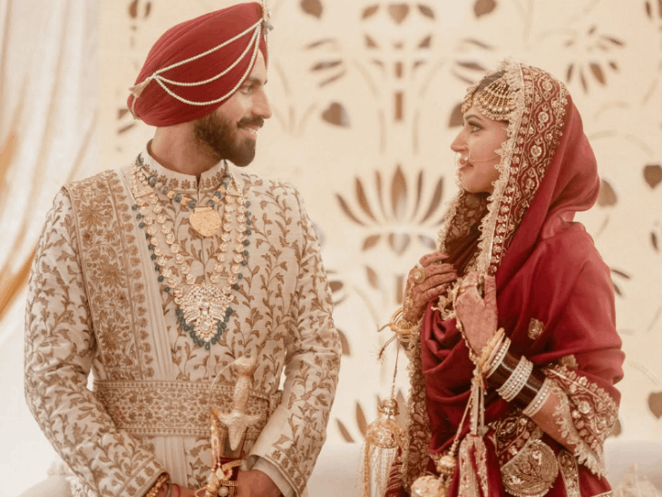 Actress Charlie Chauhan marries cricketer Ramandeep Singh, takes a tour of a gurdwara, keeps a secret for 8 years, Arshdeep Singh and many other stars reach