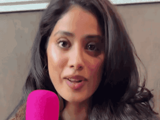 Janhvi Kapoor calls 360-degree tongue bending a talent: Trolled for her statement at Paris Fashion Week; Recently, the actress's deepfake video went viral
