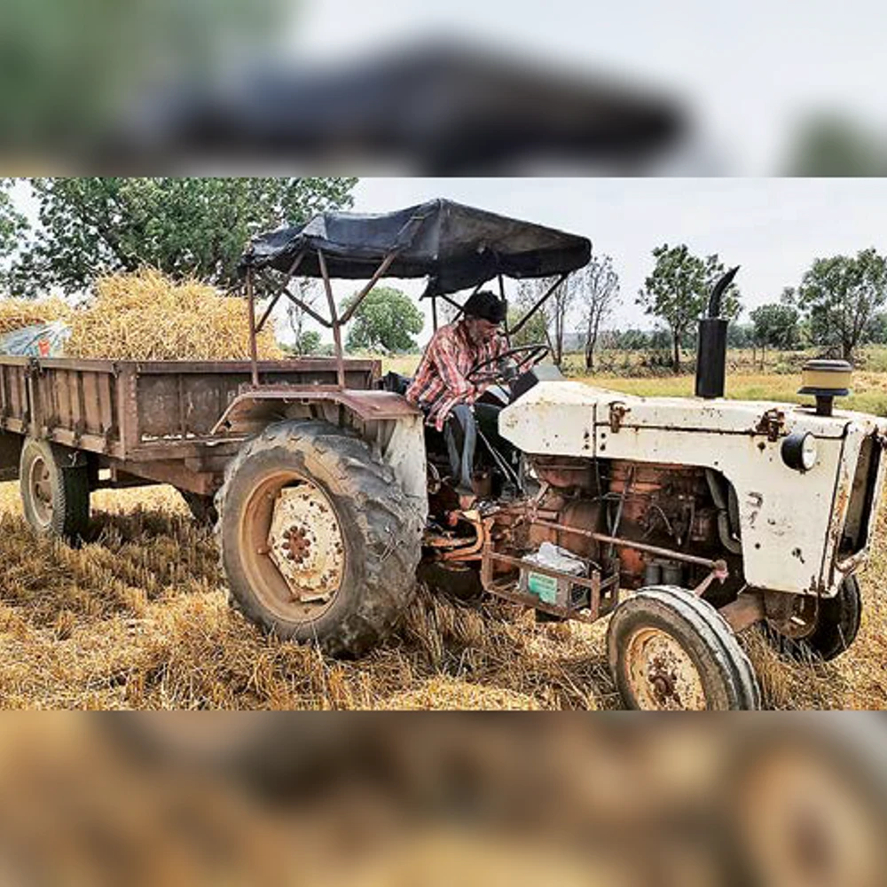 મંડે પોઝિટીવ:બંને હાથ ગુમાવવા છતાં બુલંદ હોંસલાથી ખેતી કરતા નરાના 54 વર્ષીય શીખ ખેડૂત