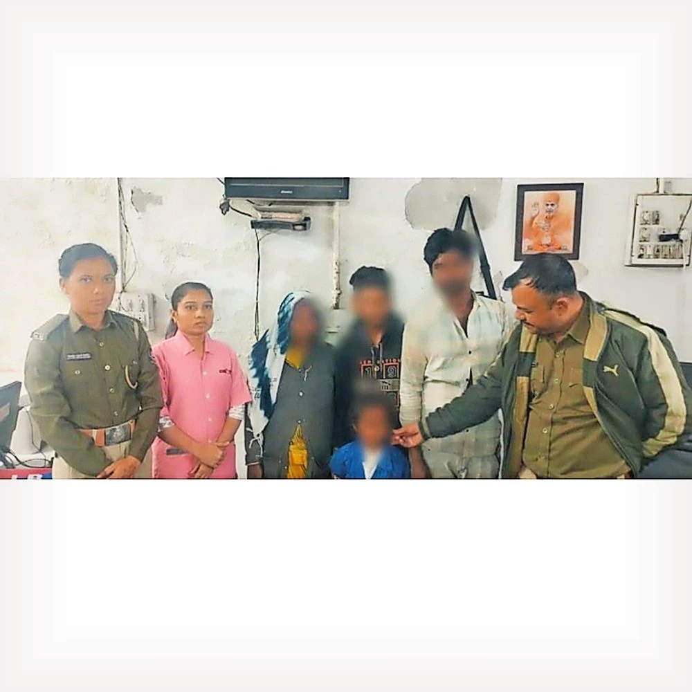 Six-year-old girl separated from family in Morbi, rickshaw puller reunites