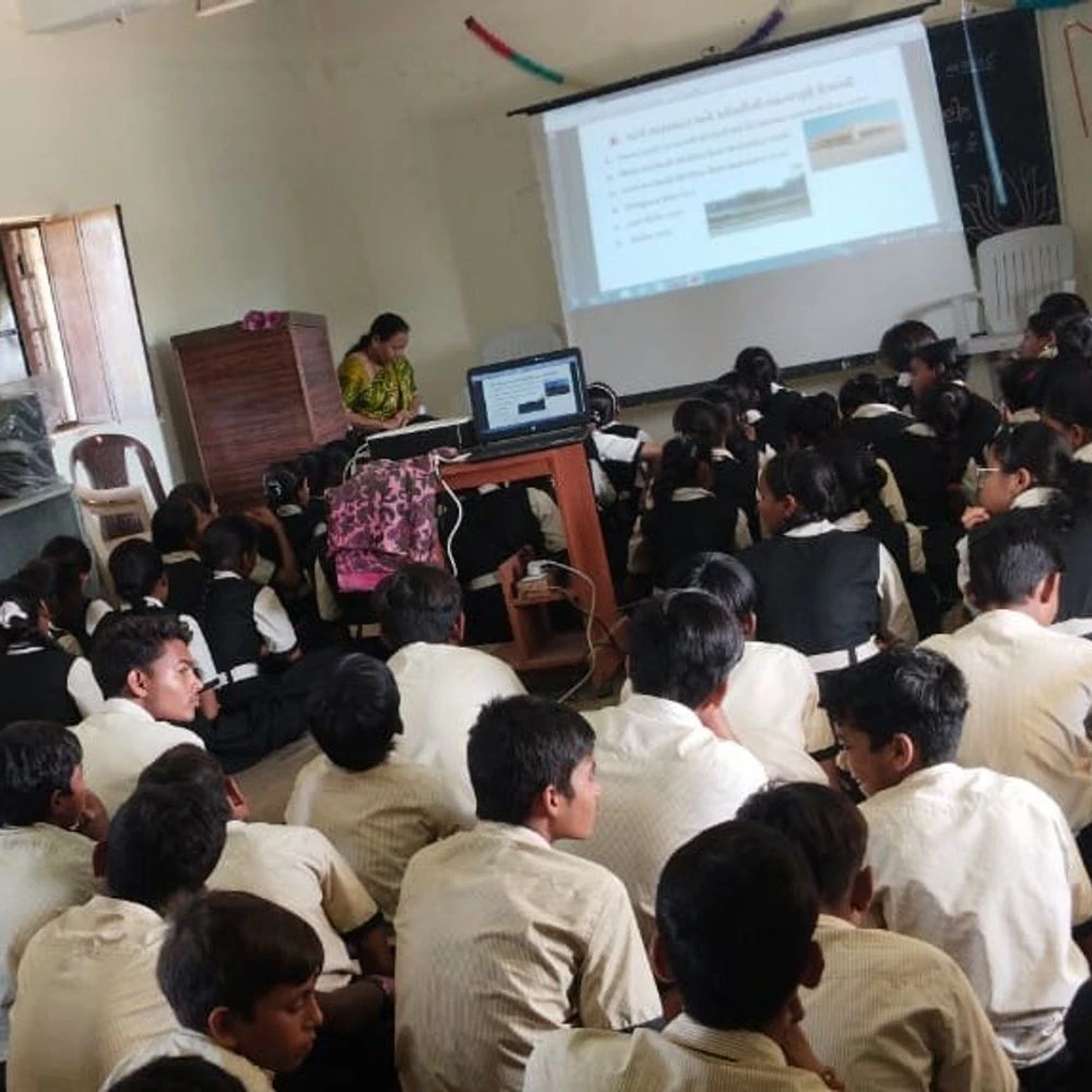 Disaster Management and Road Safety Program at Amlaini School: Aravalli DEOC guides students about precautions to be taken during disaster