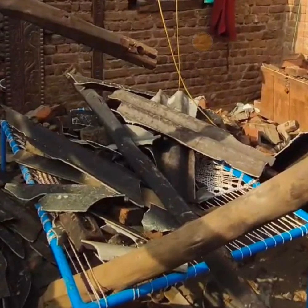 2 killed as wall of house collapses in Panchmahal: Grandson and grandmother buried in Chhogala in the city, great-grandfather injured; The bodies were shifted to the referral hospital for PM.