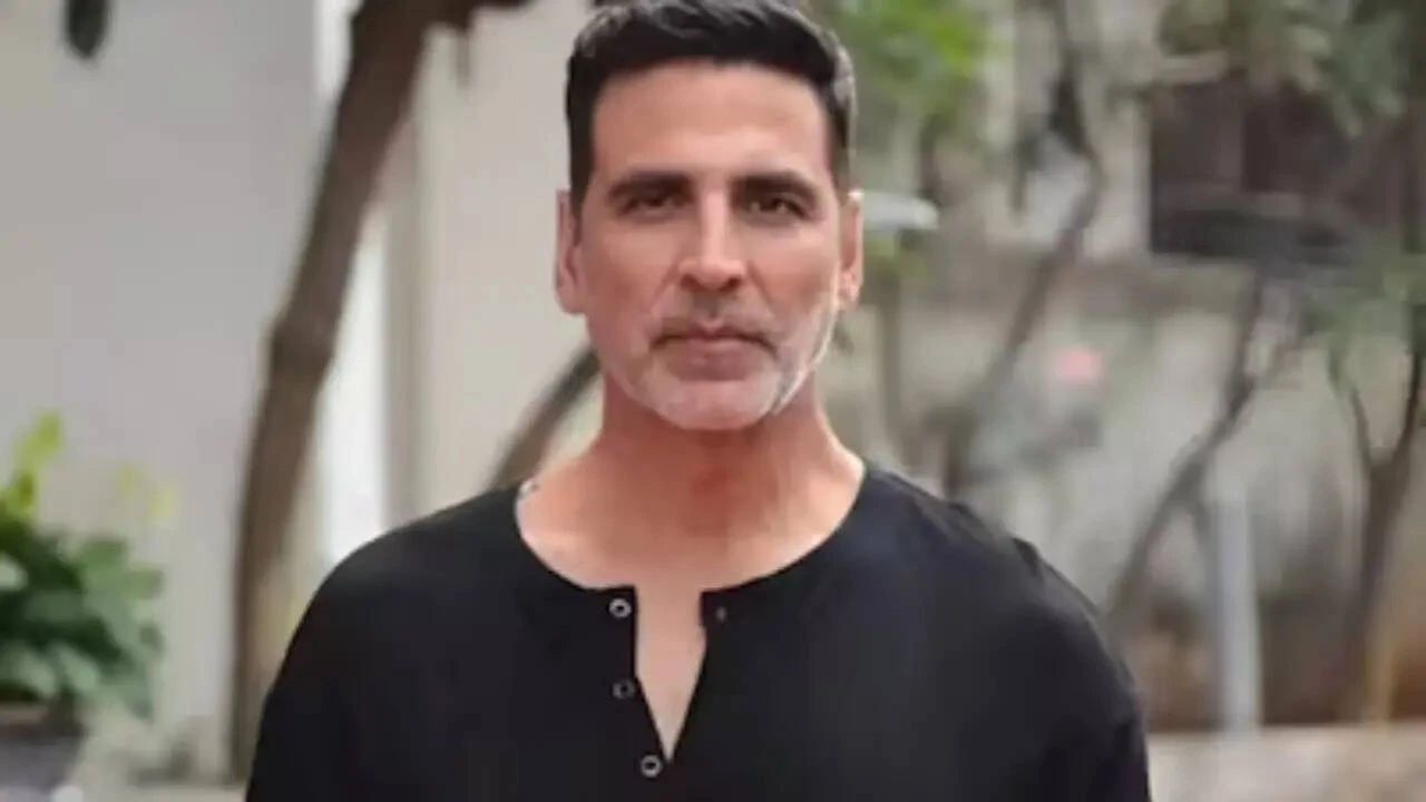 Akshay to play a Bhojpuri film star in Ahmed Khan’s comedy riot