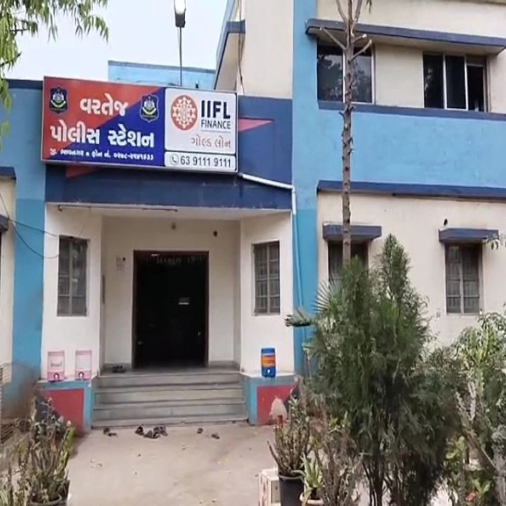 Wife assaults husband in house quarrel: Wife beats husband on the head with a wooden stick for refusing to keep his son, husband files police complaint against wife
