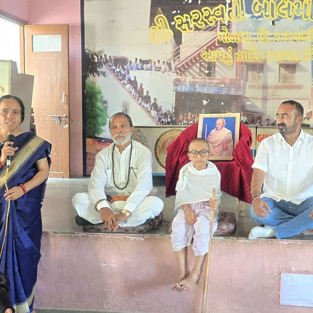 Gandhi Jayanti was celebrated at V.S. Shah School: Crystal Science School, Senior Citizen Yoga Group and B.Ed. Trainees were present