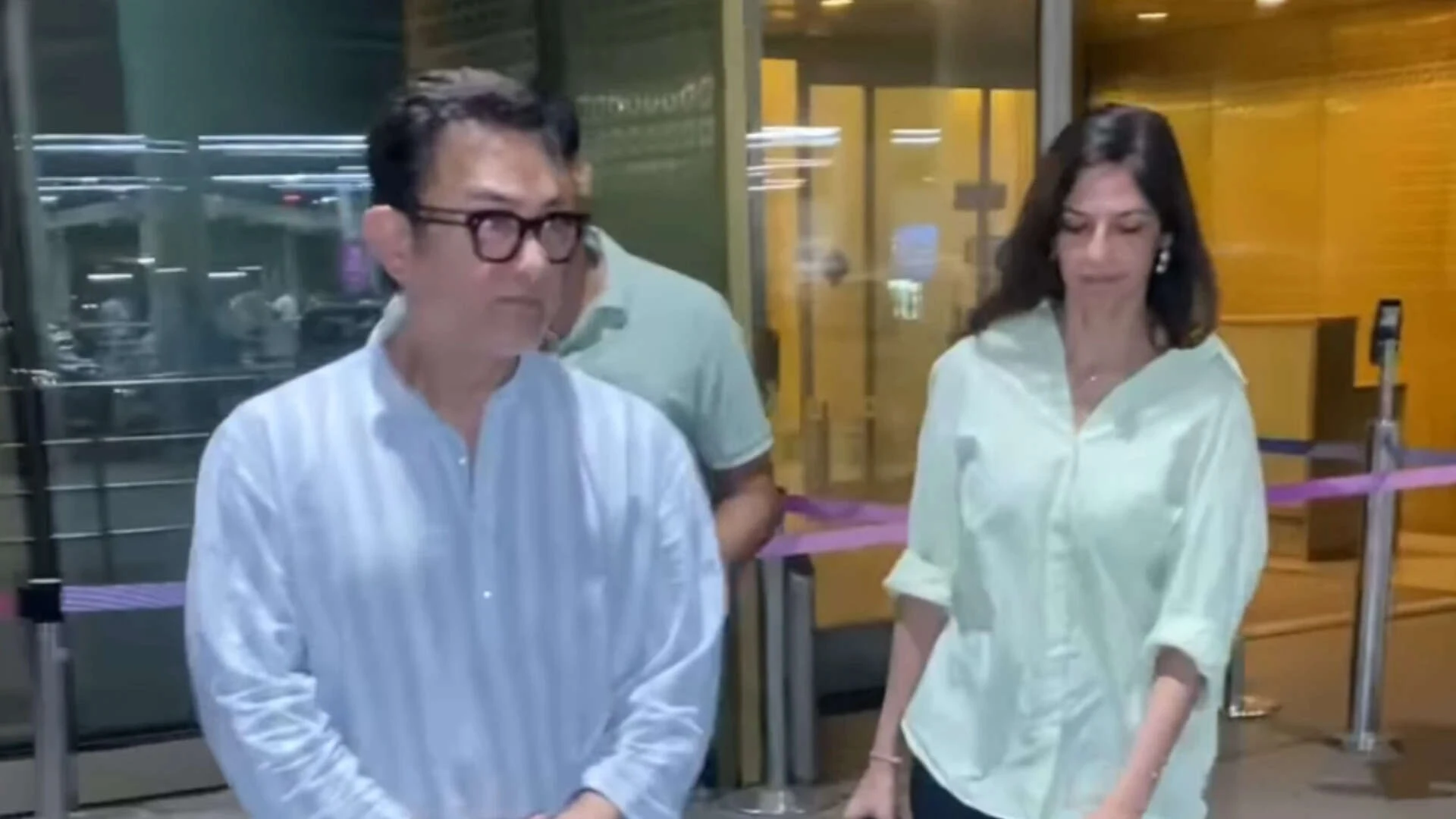 Aamir, Gauri return to Mumbai; stepson left puzzled by paps