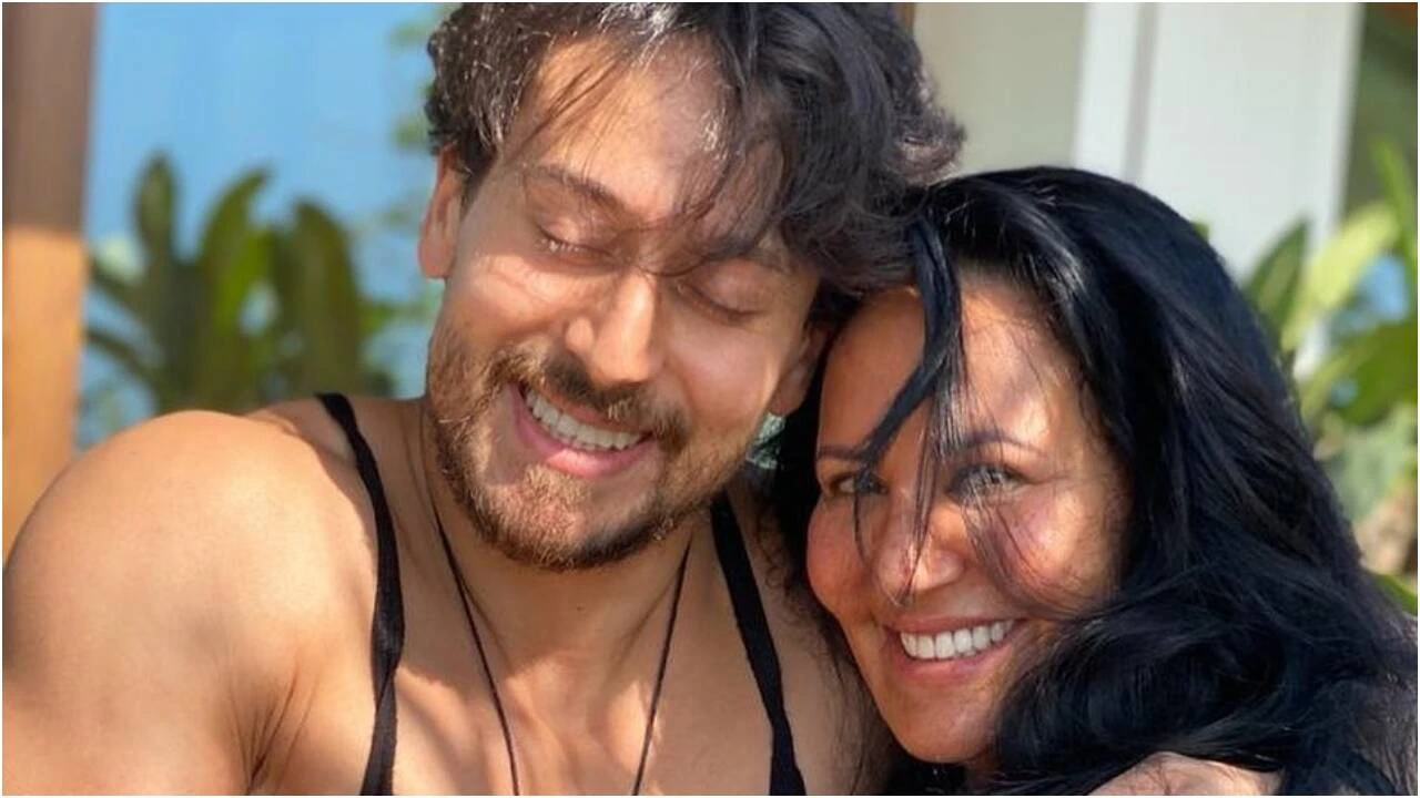 Ayesha Shroff visits injured vlogger; doctors plan surgery