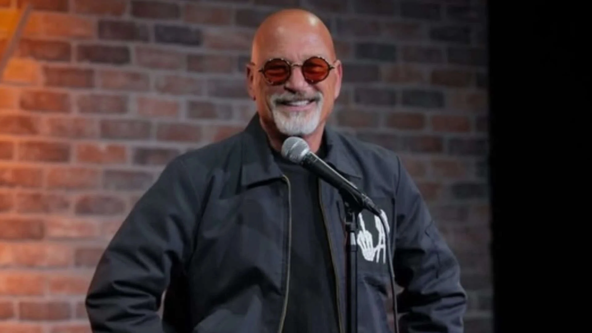 Howie Mandel apologizes to Kelly Ripa after awkward on-air moment