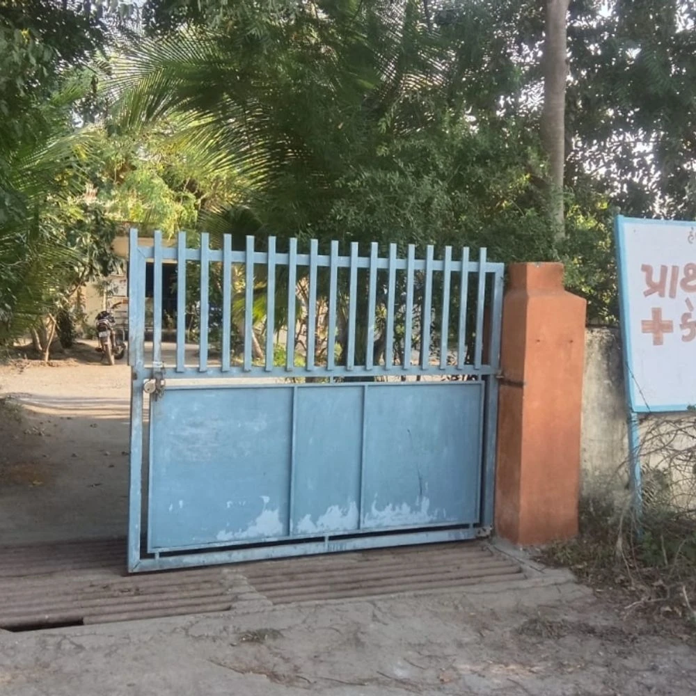 Bhaskar Exclusive: The first 'No Junk Food' village in Porbandar's garage district: Rs. Packets of 5 and 10