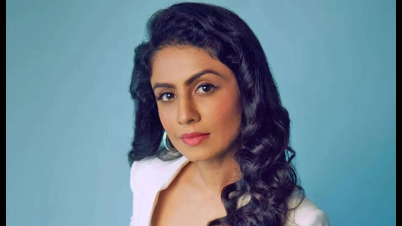 Manasi Parekh reaches Mumbai after Nepal - Tibet floods