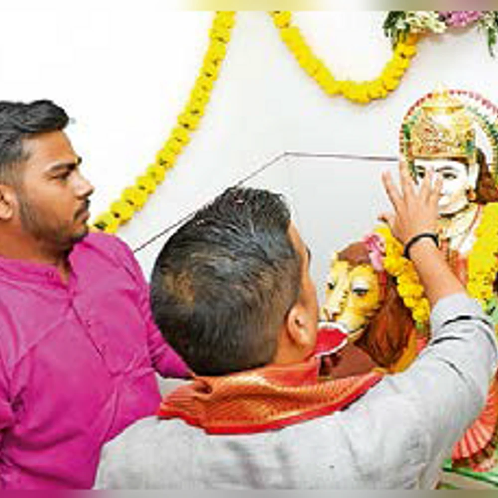 Rameshwar Mahadev Temple hosted a program by Harsh Sanghvi: Installation of the statue of Bharat Mata in the new yard, today the statue of Khatu Shyam-Sawariya Seth will be consecrated.