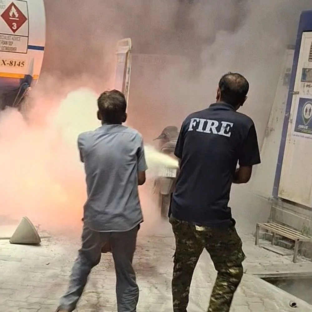 Fire breaks out at Valsad petrol pump: Fire brigade extinguishes fire amid panic