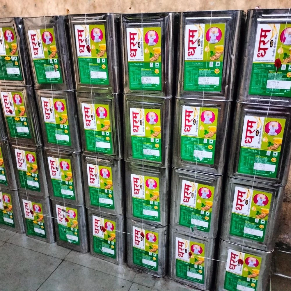 In Patan, two units were seized while packing oil in old tins: Rs 16.14 lakh seized, 5 samples taken, 433 tins destroyed