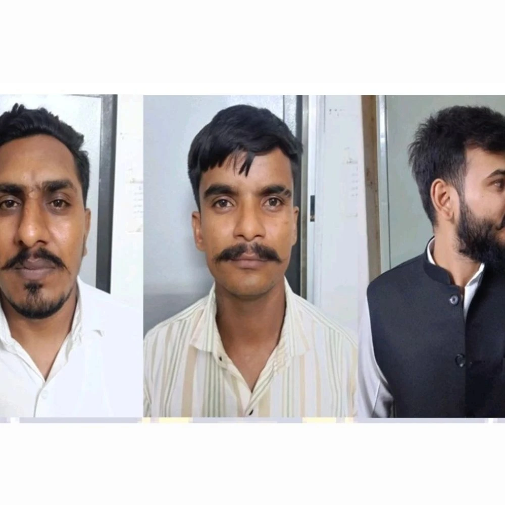 Anand Cyber Crime arrests three accused from Khambhat for making obscene remarks and threats on Instagram