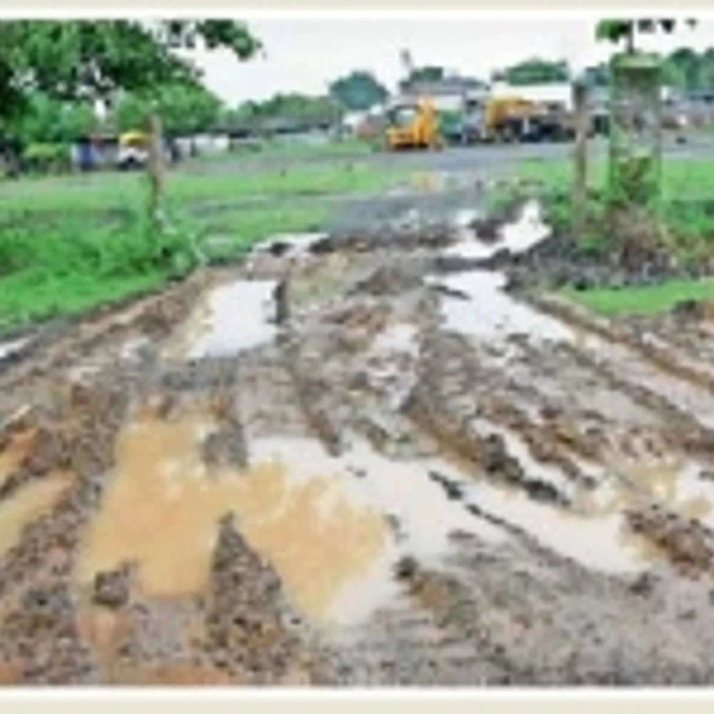 Ground Report: The sin of the builder-system to fill the vookla, the people to suffer, the water in the outgrowth area!